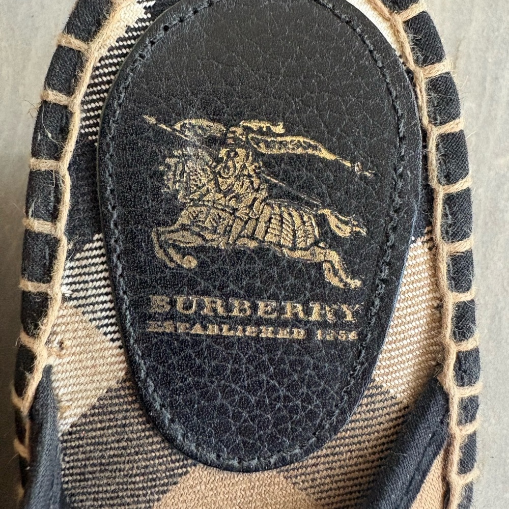 Burberry Black and Tan Wedge Sandals size 41 - Picture 8 of 10